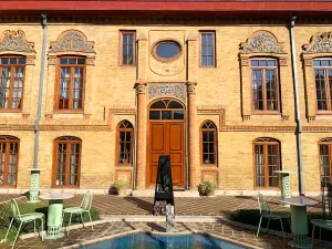 هتل نظامیه تهران - محوطه بیرونی