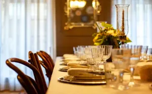 هتل نظامیه تهران - سرویس پذیرایی