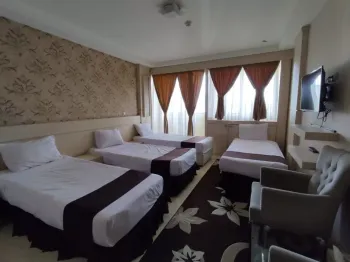 هتل نماز مشهد - اتاق ۴ تخته ( ۴ تخت ۱ نفره)   