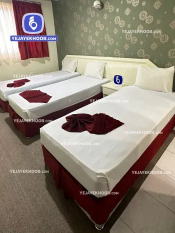 هتل نور مشهد - اتاق ۳ تخته (۳ تخت ۱ نفره)    