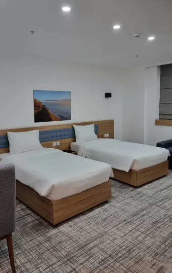 هتل نوین پلاس مشهد - اتاق 2 تخته (2 تخت 1 نفره)