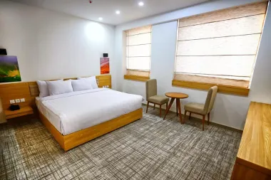 رستوران هتل نوین پلاس مشهد - اتاق 2 تخته (1 تخت 2 نفره)