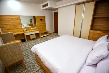 هتل نوین پلاس مشهد - اتاق 2 تخته (1 تخت 2 نفره)