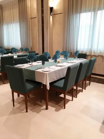 هتل نوین پلاس مشهد - رستوران