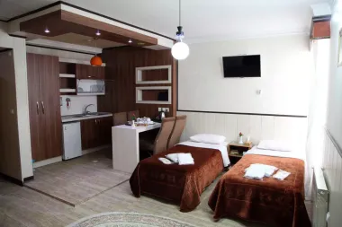 هتل نگین جی اصفهان - اتاق 2 تخته (2 تخت 1 نفره)