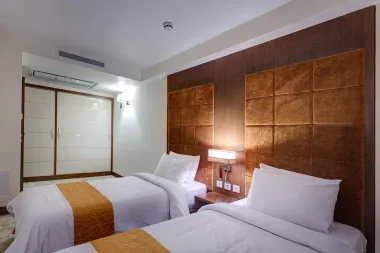 هتل نگین پاسارگاد مشهد - اتاق ۲ تخته (۲ تخت ۱ نفره)