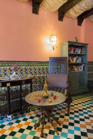 هتل نگین پاسارگاد مشهد - سالن مراکشی