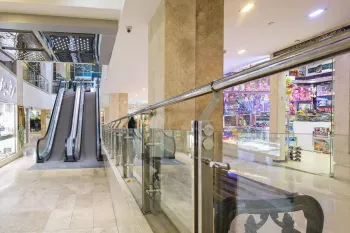 هتل نگین پاسارگاد مشهد - مرکز خرید