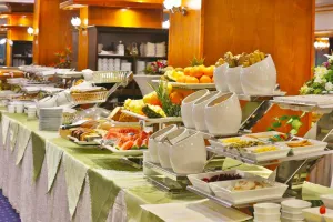 هتل هما تهران - منوی سلف رستوران