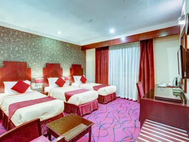 هتل پارسیس مشهد - اتاق ۳ تخته (۳ تخت ۱ نفره)    