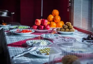 هتل پاریز تهران - منوی سلف صبحانه