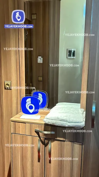 هتل پرستاره مشهد - امکانات اتاق ( میز آرایش )