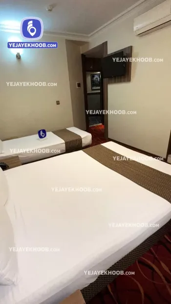 هتل پرستاره مشهد - اتاق ۳ تخته ( یک تخت دبل + یک تخت سینگل )