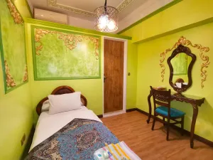 هتل پهلوان رزاز تهران - اتاق 1 تخته (1 تخت 1 نفره)