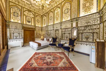 هتل کاخ سرهنگ اصفهان - اتاق 2 تخته