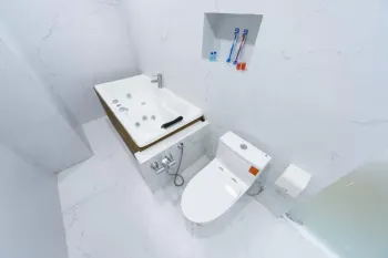 هتل کاخ سرهنگ اصفهان - سرویس بهداشتی و حمام