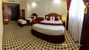 هتل یاسین مشهد - اتاق ۳ تخته (۱ تخت ۲ نفره و ۱ تخت ۱ نفره)    