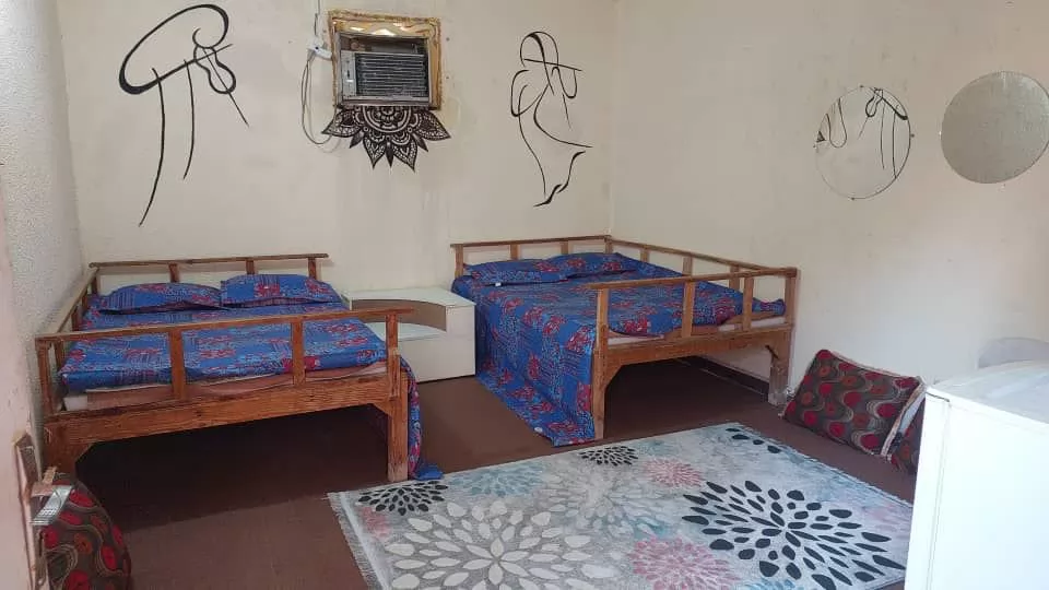 اقامتگاه بومگردی اورکا هرمز - اتاق چهار تخته 