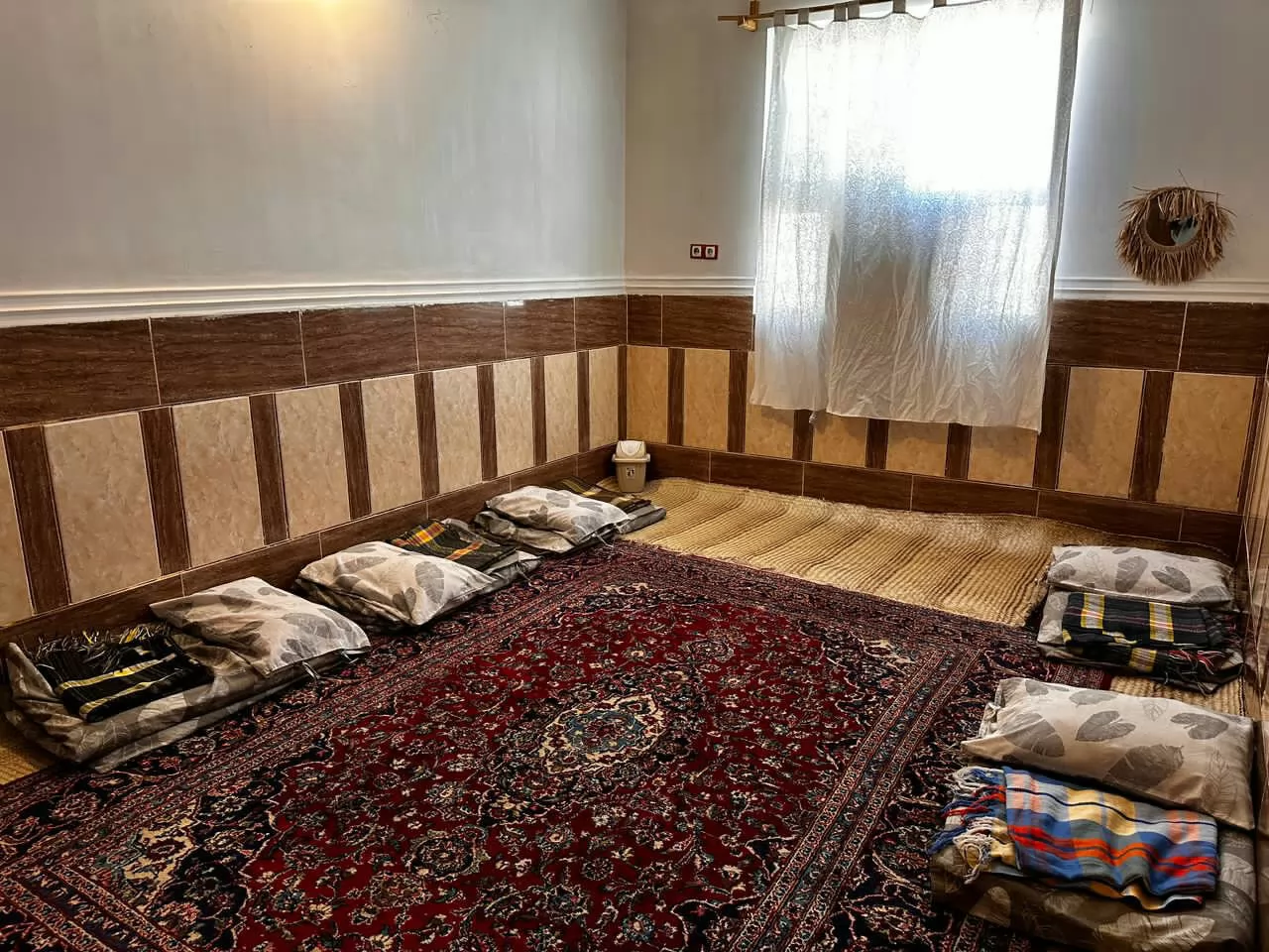 اقامتگاه بومگردی جمبو هرمز - نمای اتاق