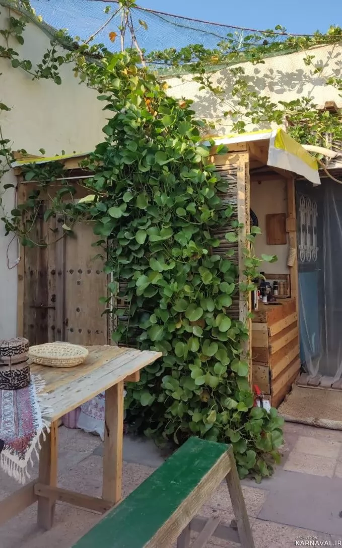 اقامتگاه بومگردی جمول هرمز - نمای محوطه