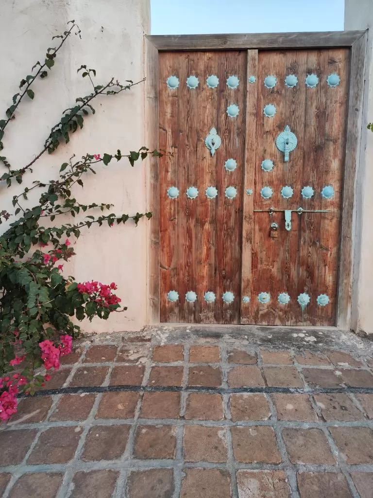 اقامتگاه بومگردی عمارت ما هرمز - نمای بیرونی