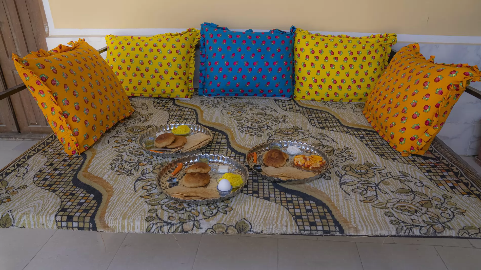 اقامتگاه بومگردی پیر حرا قشم - فضای نشیمن