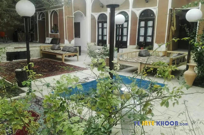 اقامتگاه-سنتی-خبره-یزد-2