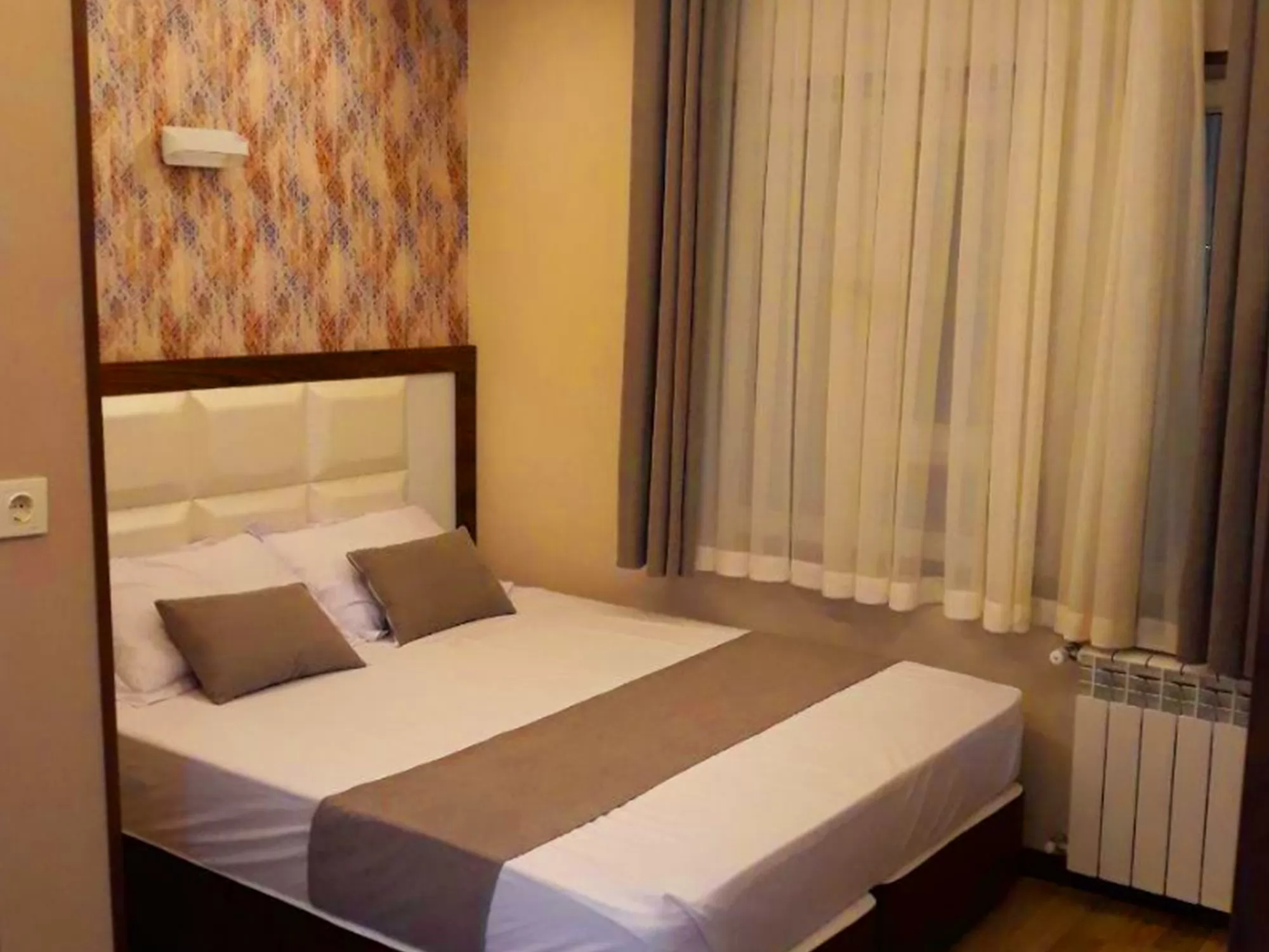 مهمانپذیر سهند تهران - اتاق 2 تخته