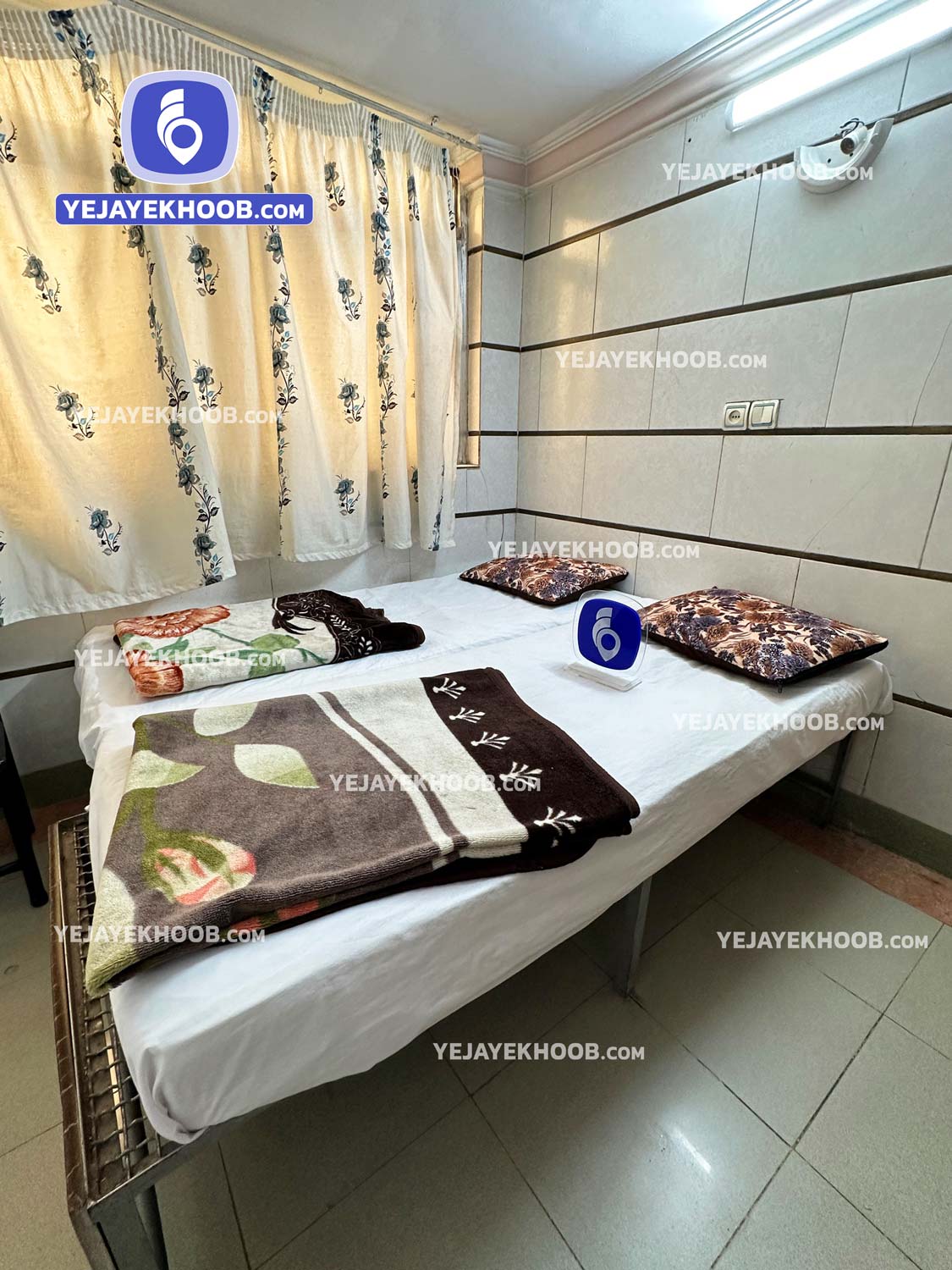 مهمانپذیر کرمی مشهد - اتاق ۲ تخته (۱ تخت ۲ نفره)