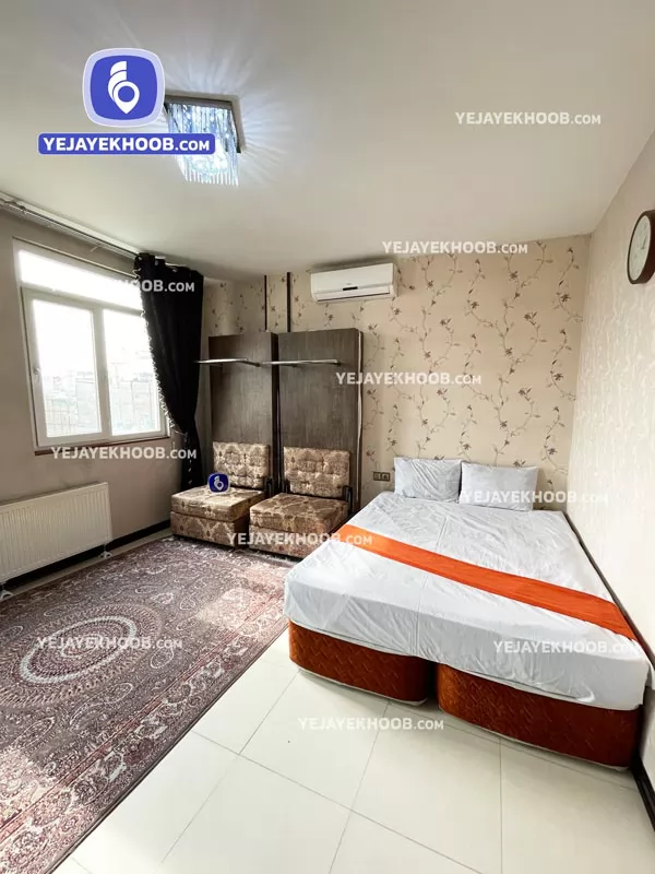 هتل آتوسا مشهد - اتاق ۲ تخته ( ۱ تخت ۲ نفره) همراه با 2 کاناپه تختخوابشو