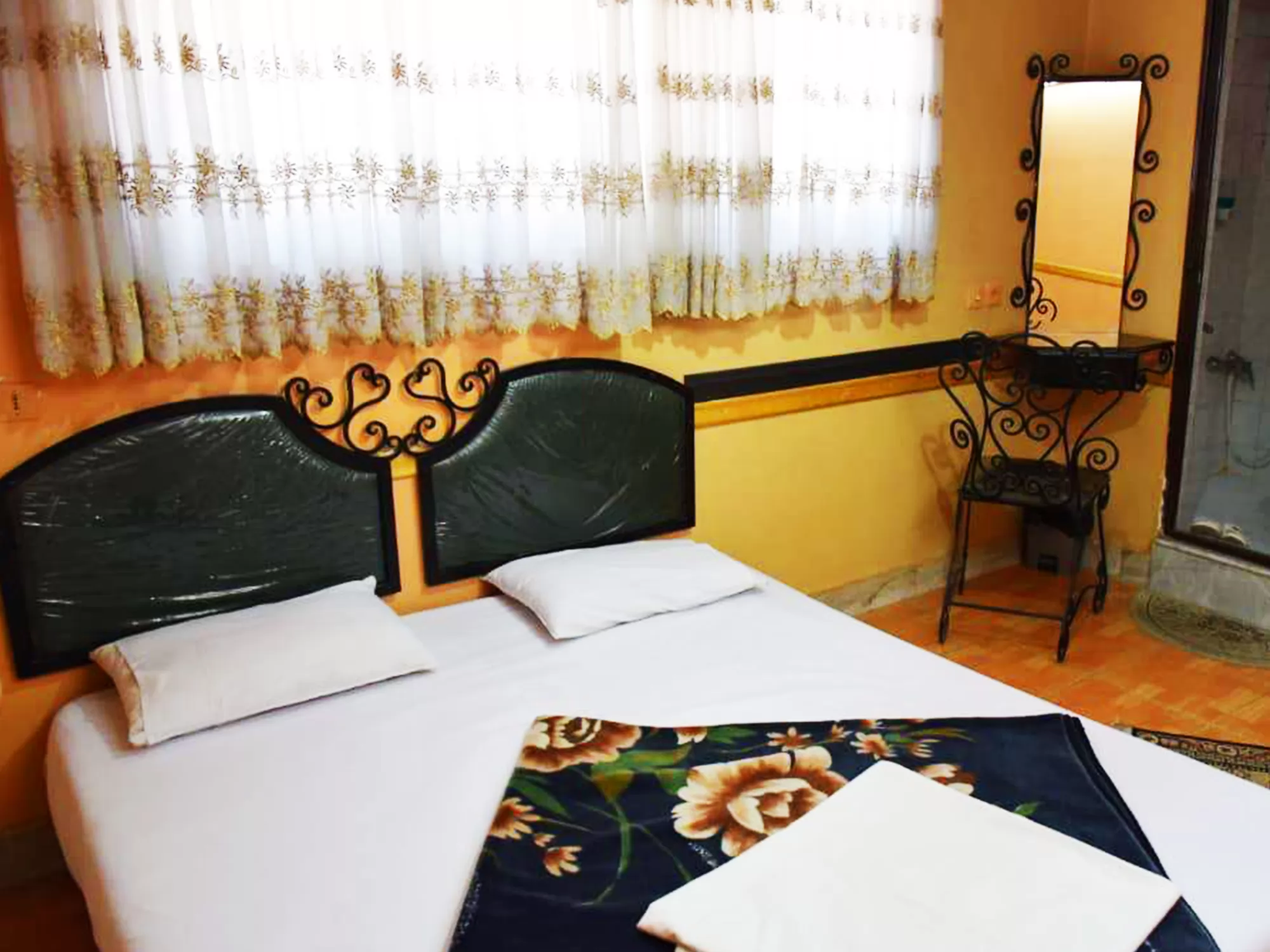 هتل آپارتمان حکیم اصفهان - اتاق 2 تخته