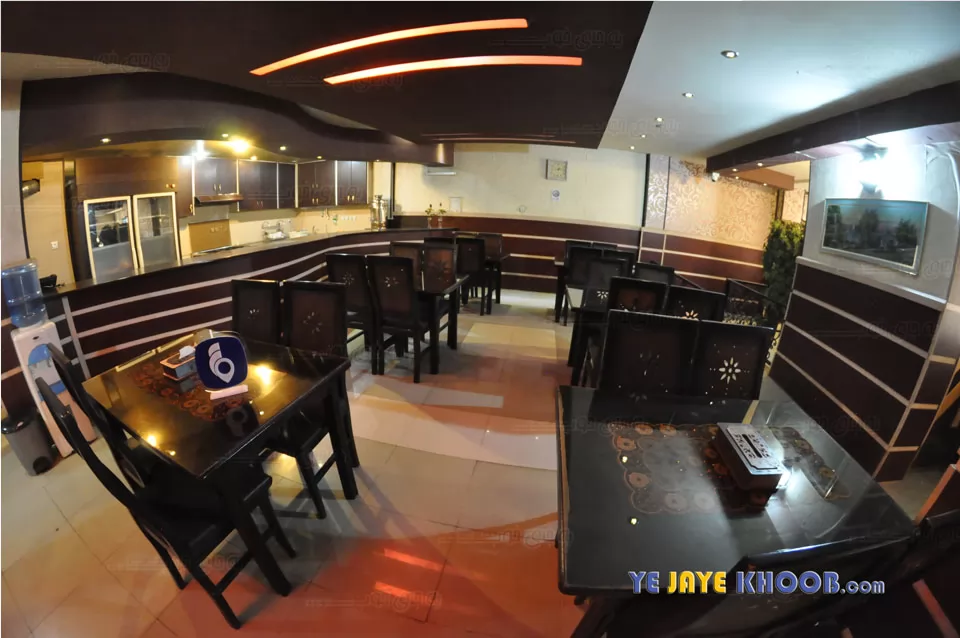 رستوران هتل آپارتمان زرین قم