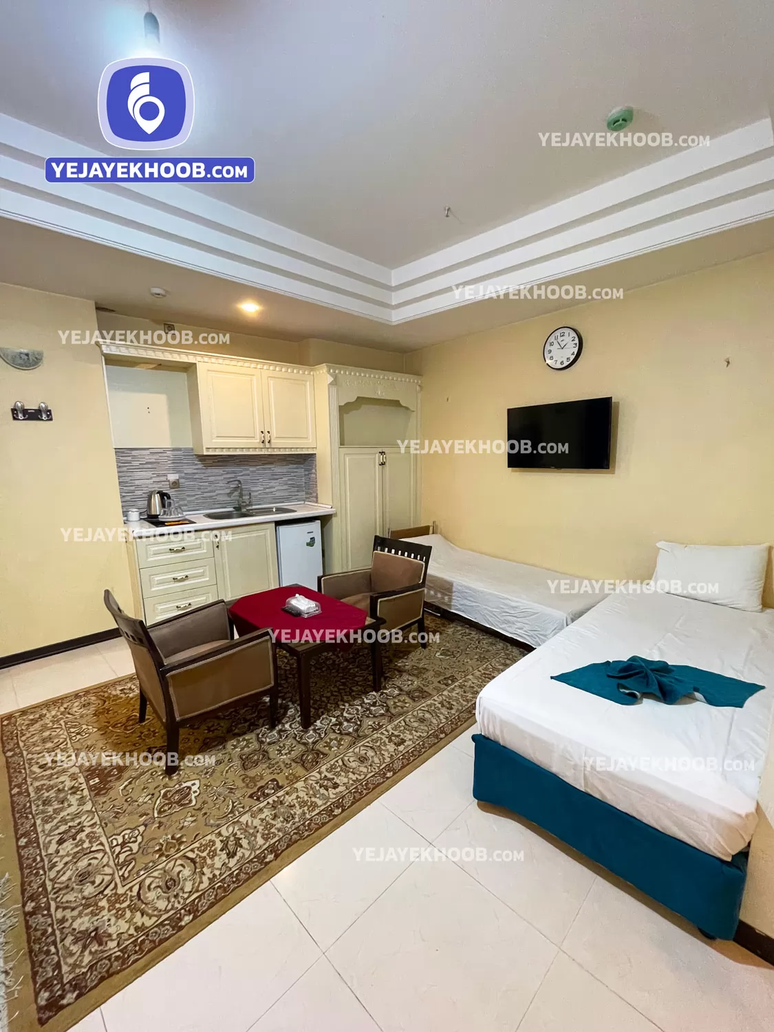 هتل آپارتمان سلمان مشهد - اتاق ۲ تخته (۲ تخت ۱ نفره)