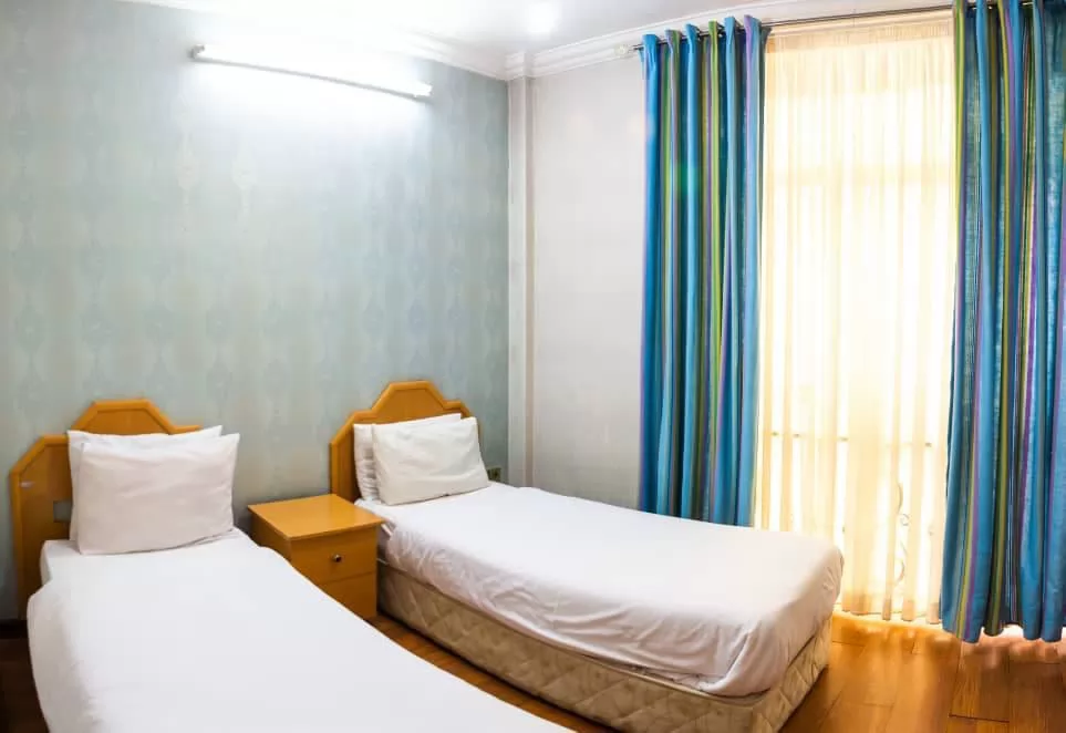 هتل آپارتمان یلدا مشهد - اتاق ۲ تخته (۲ تخت ۱ نفره)