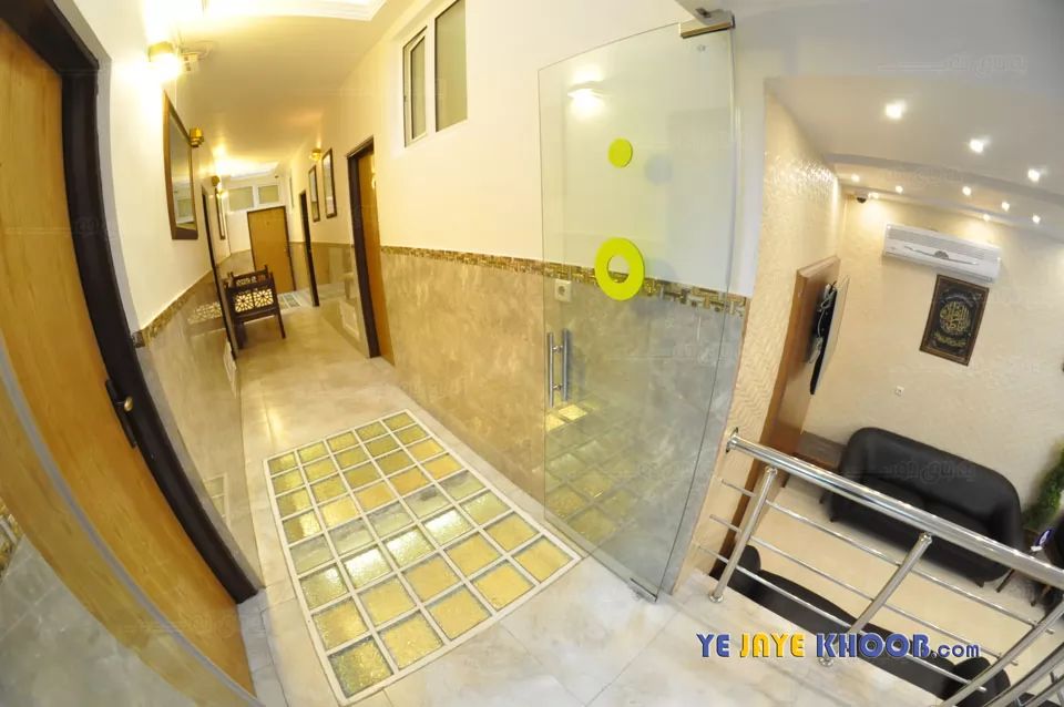 هتل اقاقیا سفید قم - راهرو