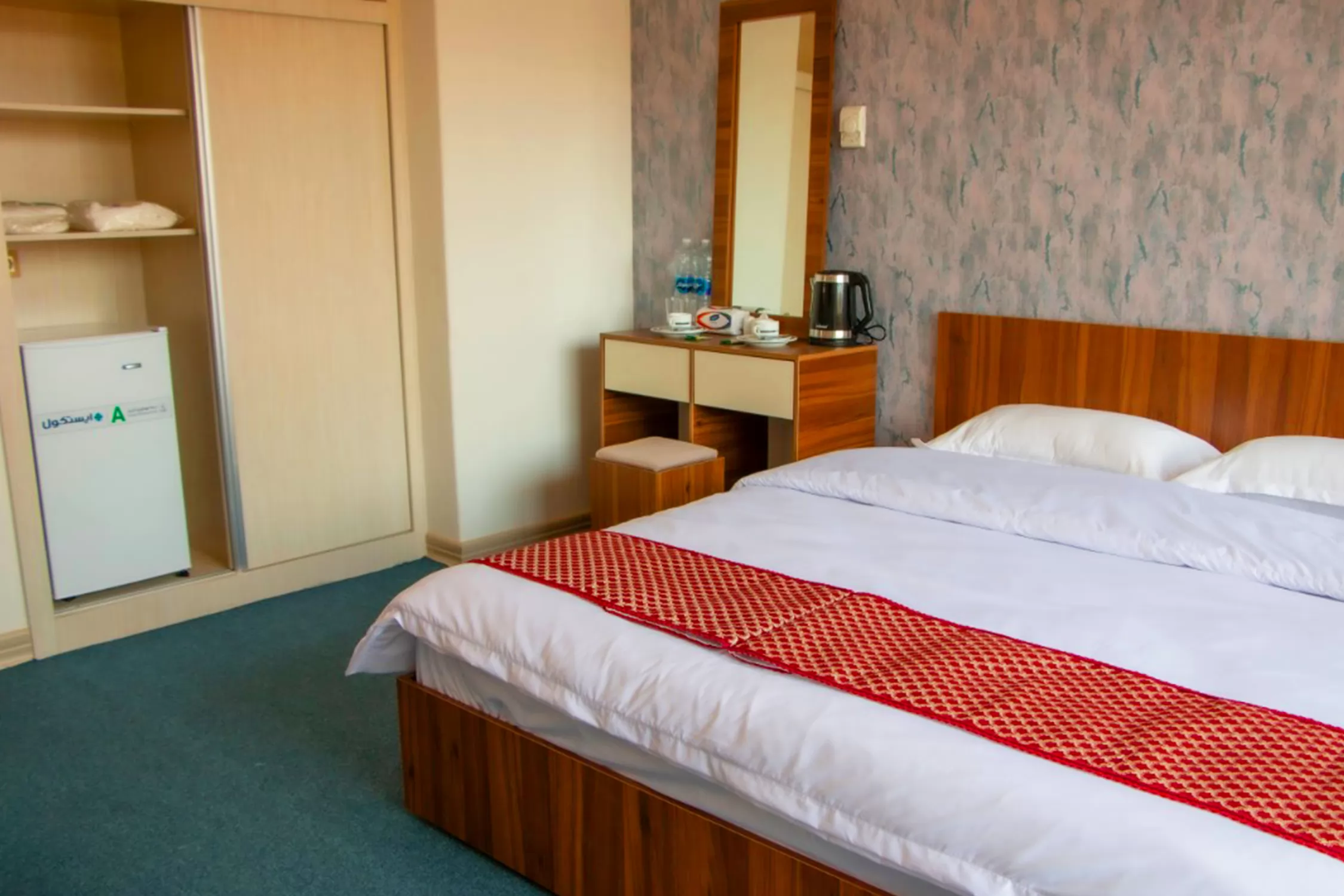 هتل الماس زعفرانیه تهران - اتاق 2 تخته (1 تخت 2 نفره)