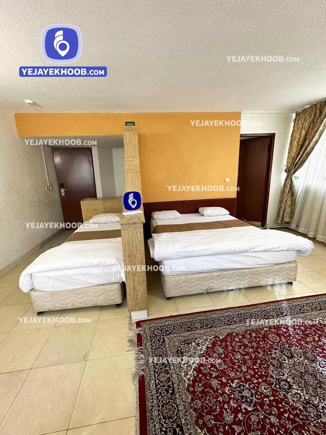 هتل امینیان مشهد - اتاق ۳ تخته (۱ تخت ۲ نفره و ۱ تخت ۱ نفره)