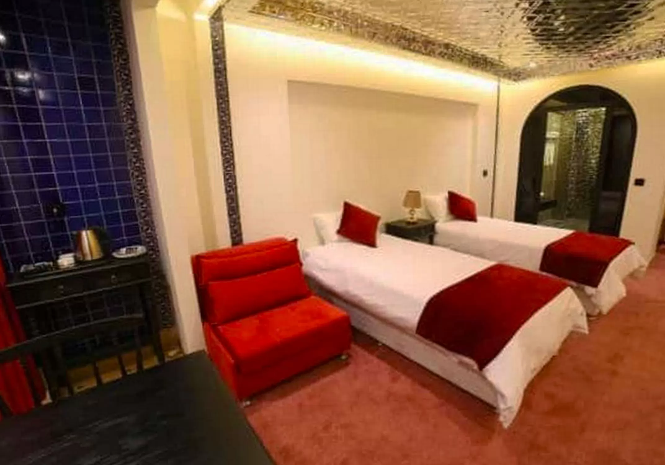 هتل بوتیک هنر اصفهان - اتاق 2 تخته (2 تخت 1 نفره)