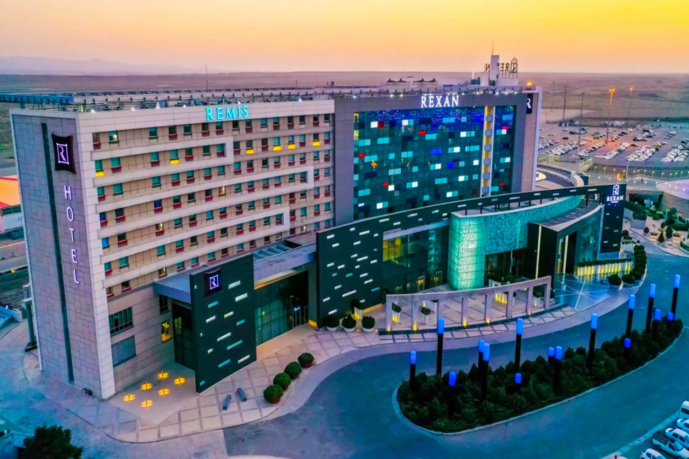 هتل رمیس تهران - نمای بیرونی