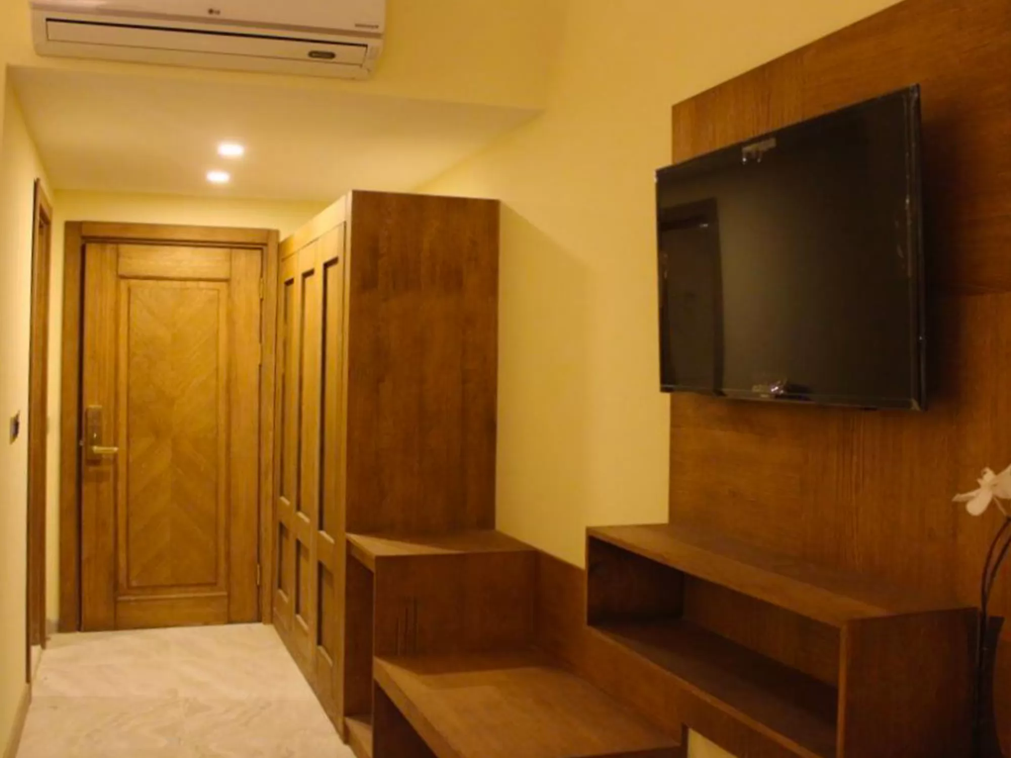 هتل رُیان قائم کیش - امکانات اتاق