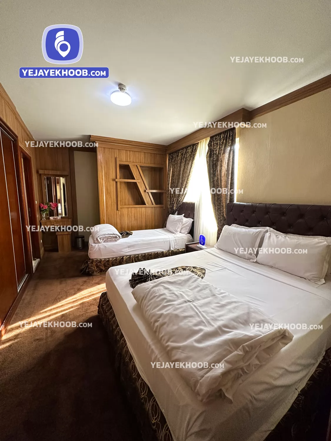 هتل شارستان مشهد - اتاق ۳ تخته (۱ تخت ۲ نفره و ۱ تخت ۱ نفره)    