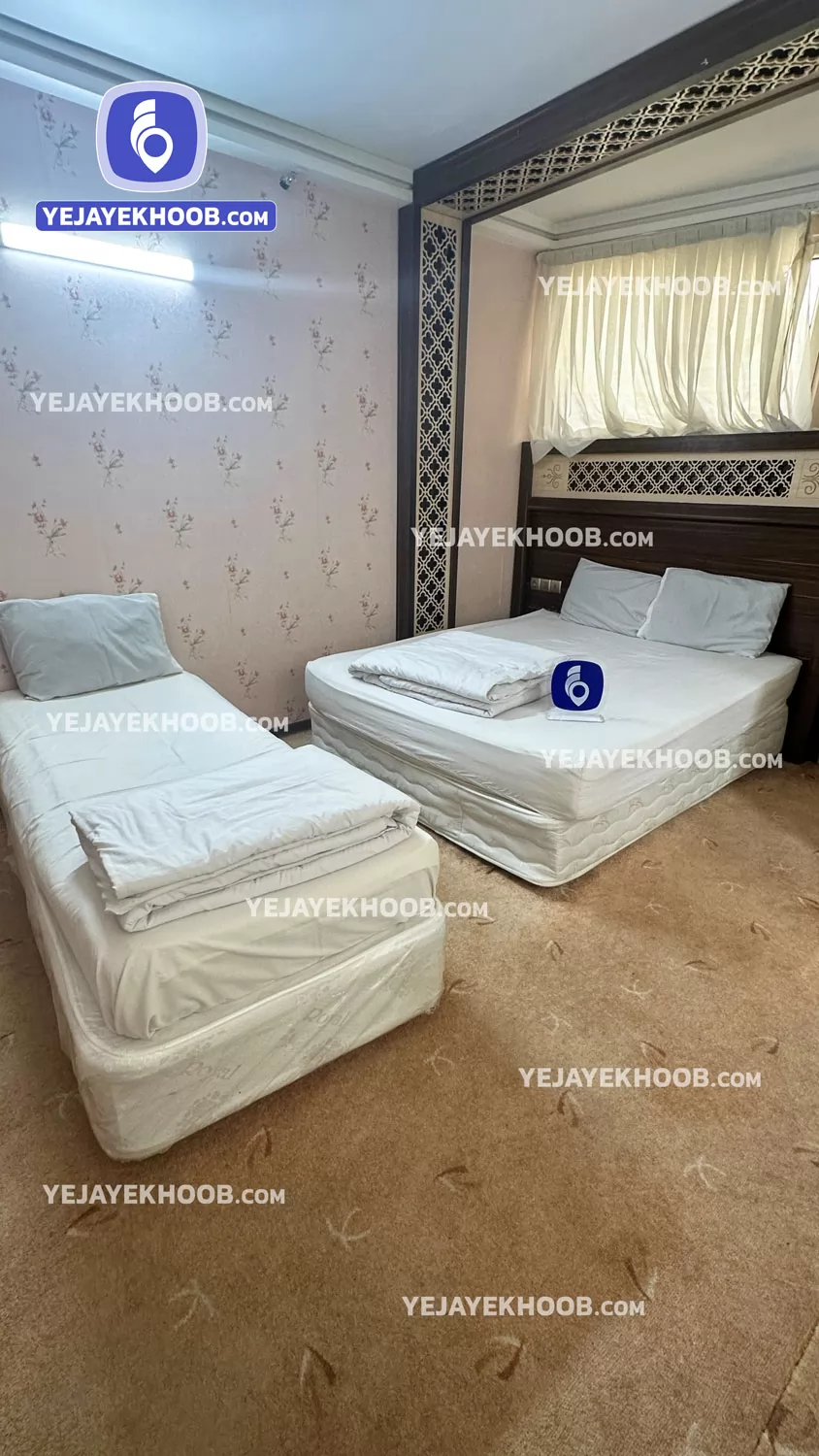 هتل شهدای رودبار مشهد - اتاق ۳ تخته (۱ تخت ۲ نفره و ۱ تخت ۱ نفره)    