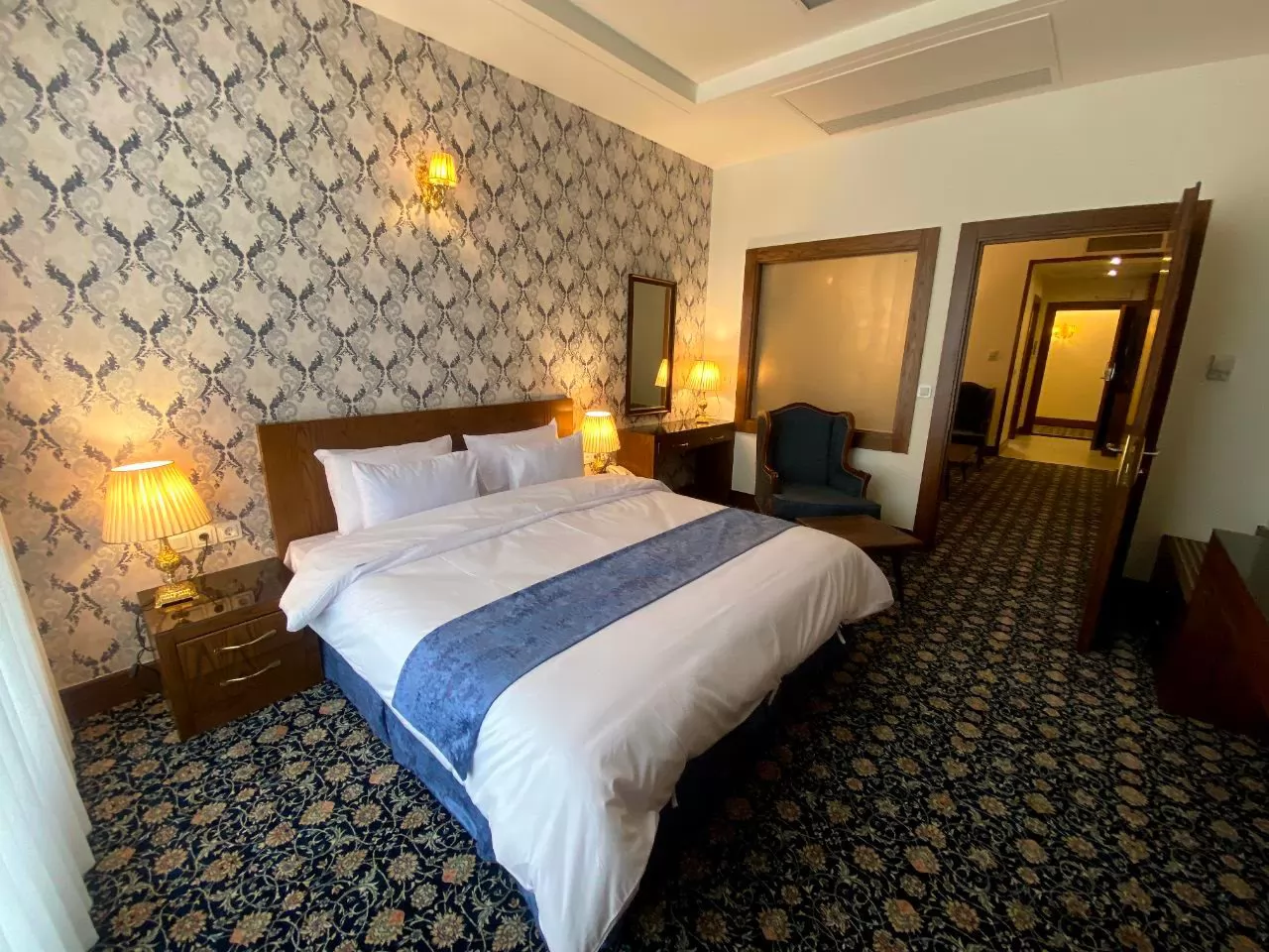 هتل شکوه شارستان مشهد - اتاق ۲ تخته (۱ تخت ۲ نفره) 