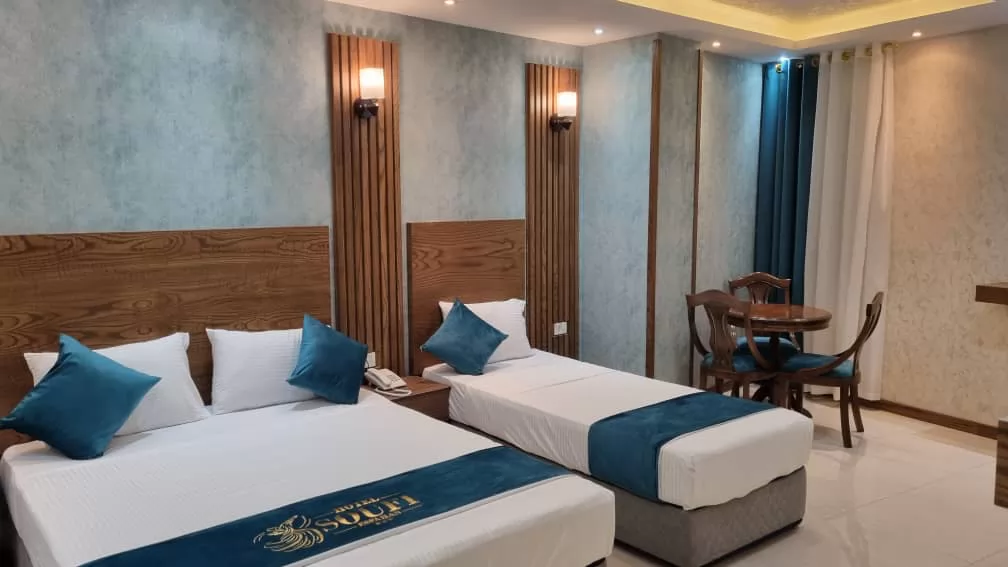 هتل صوفی اصفهان - اتاق 3 تخته (1 تخت 2 نفره و 1 تخت 2 نفره)