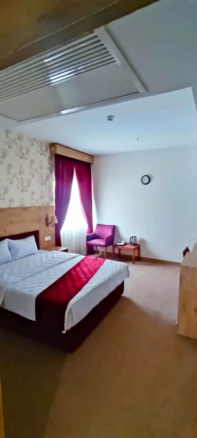 هتل طبرستان مشهد - اتاق ۲ تخته (۱ تخت ۲  نفره) 