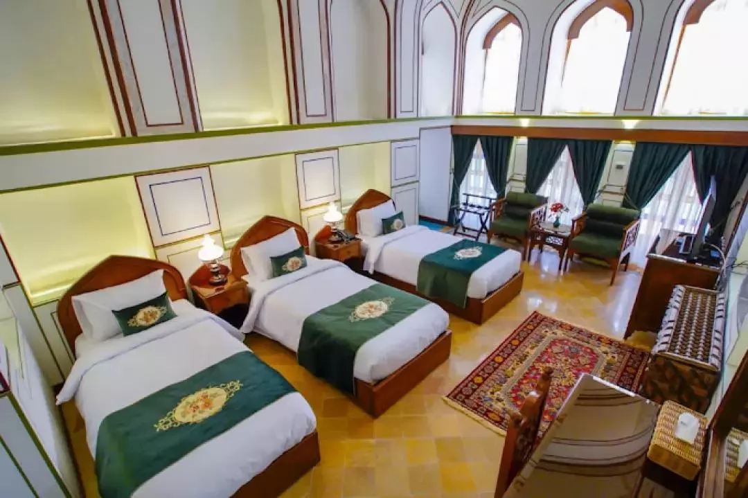 اقامتگاه سنتی میناس اصفهان - اتاق 3 تخته (3 تخت 1 نفره)