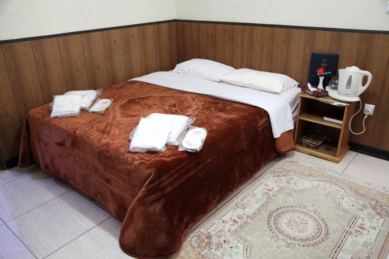 هتل نگین جی اصفهان - اتاق 2 تخته (1 تخت 2 نفره)