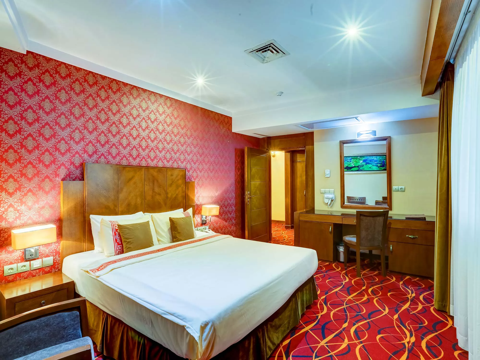 هتل پارسیس مشهد - اتاق ۲ تخته (۱ تخت ۲ نفره)  