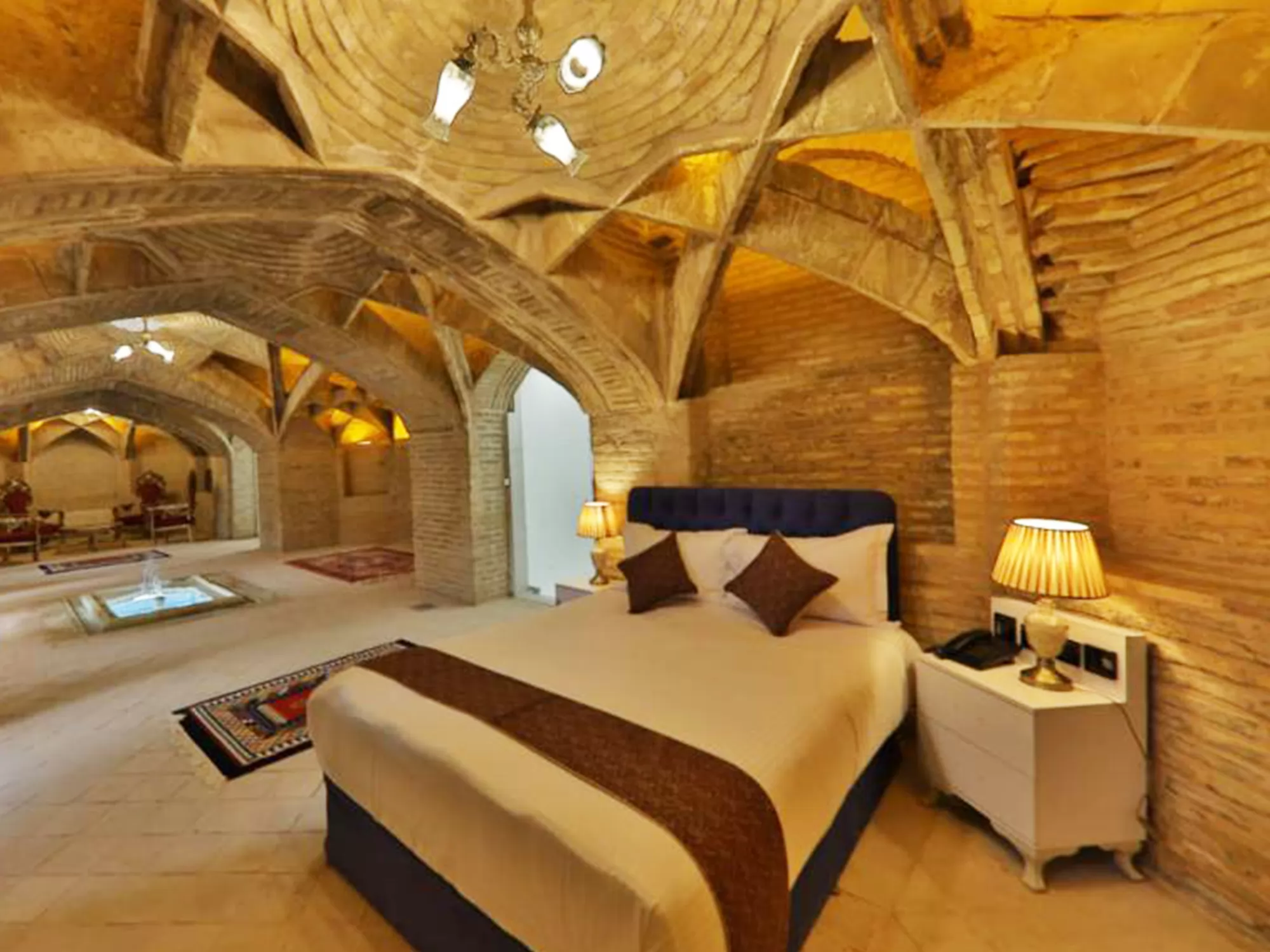 هتل کاخ سرهنگ اصفهان - اتاق 2 تخته 