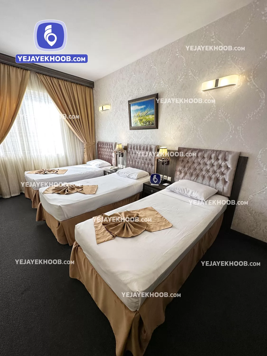 هتل کیانا مشهد - اتاق ۳ تخته (۳ تخت ۱ نفره)    